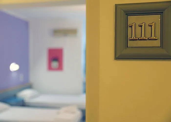 Falirala 아파트 팔리라키