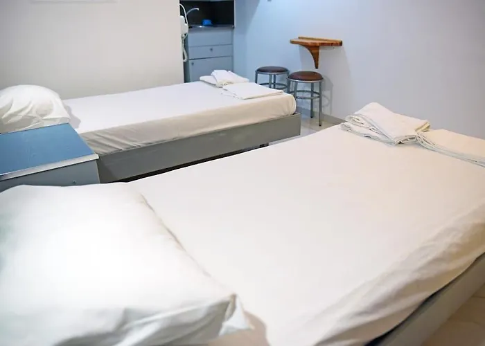 Apartament Falirala *