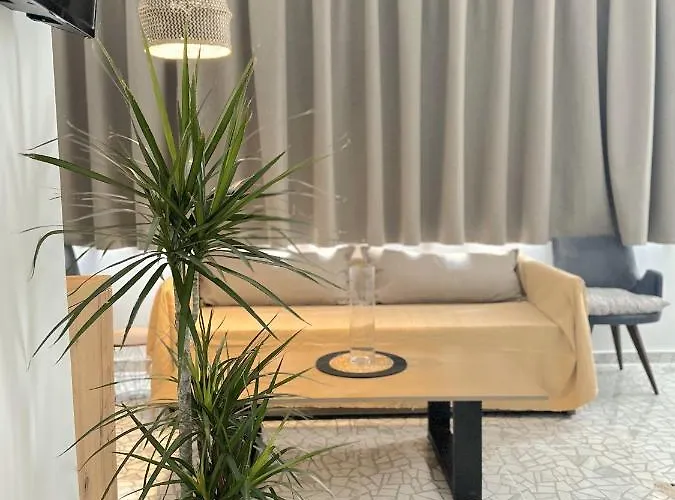 Falirala Apartament *