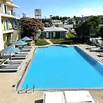 Falirala Apartmán *