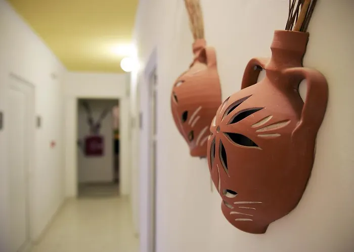 Falirala Lägenhet *