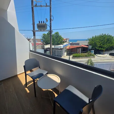 法里拉拉中央酒店 *